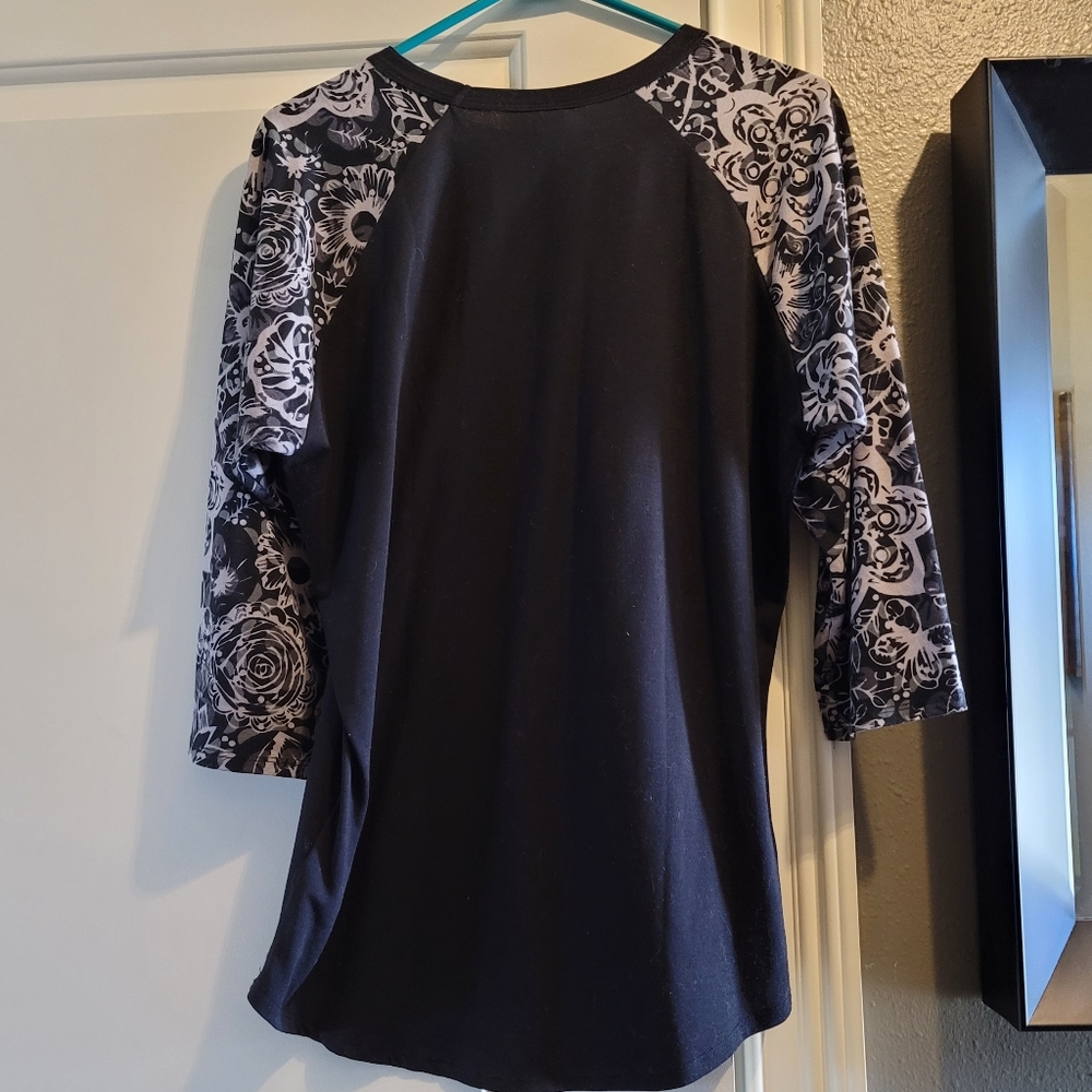 Lularoe Randy - Picture 2 of 2